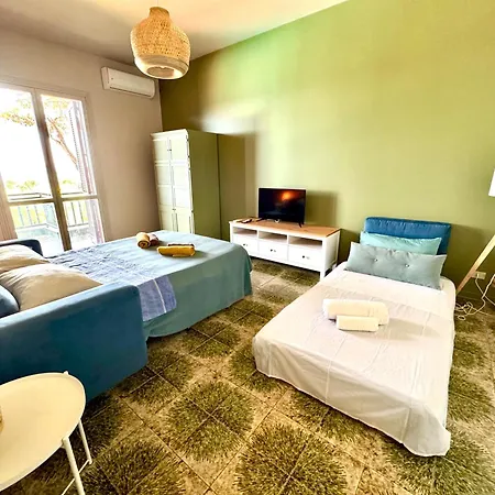 펜션 Naxos Paradise *